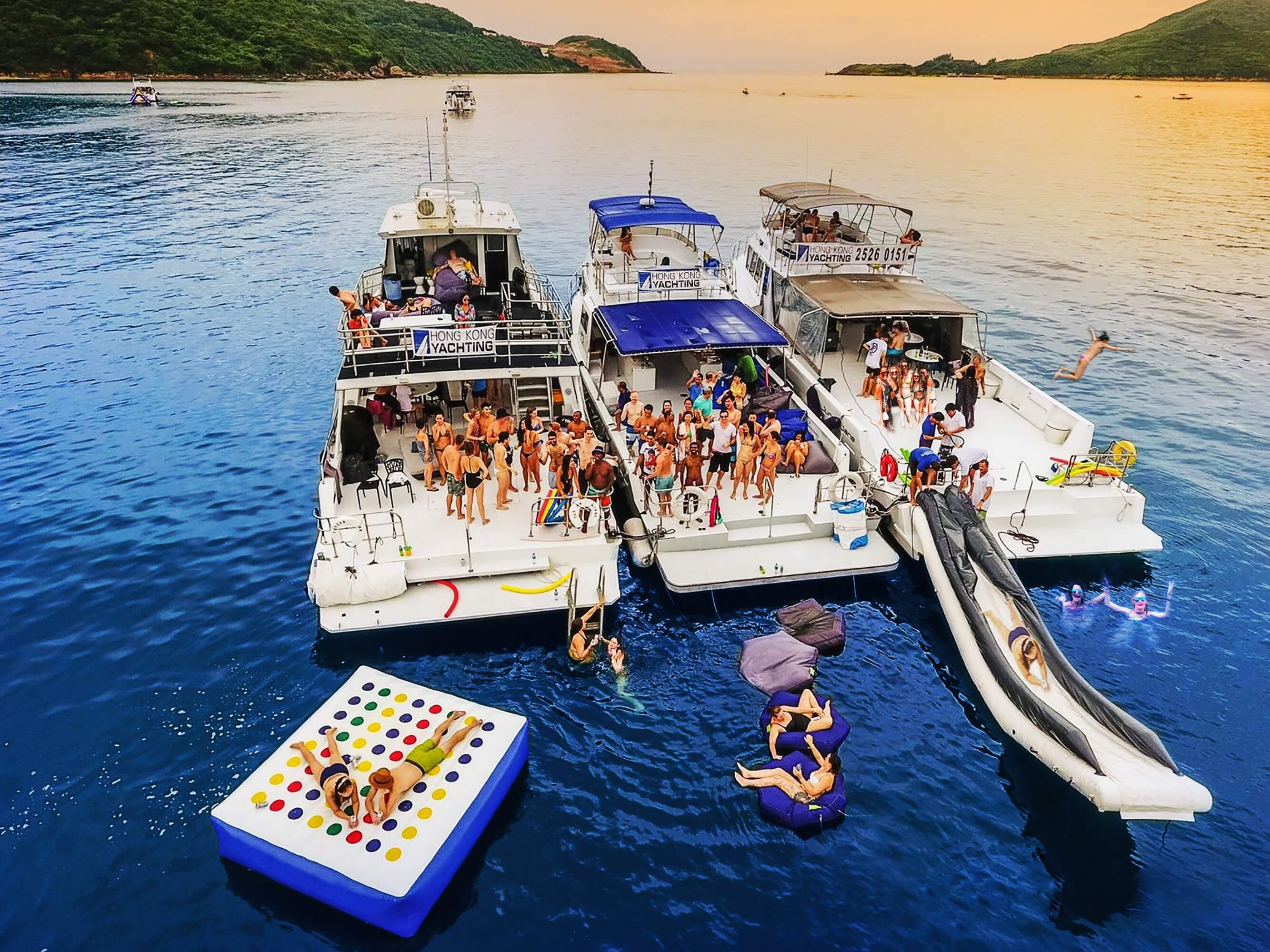 yacht party