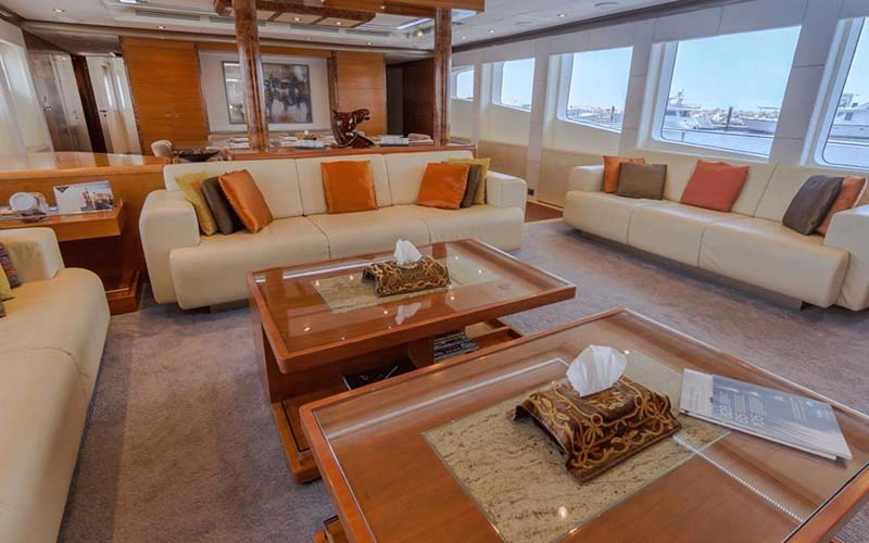 majesty-121-yacht-dubai