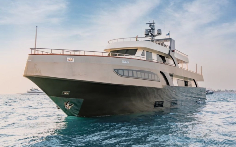 ak-yacht-dubai