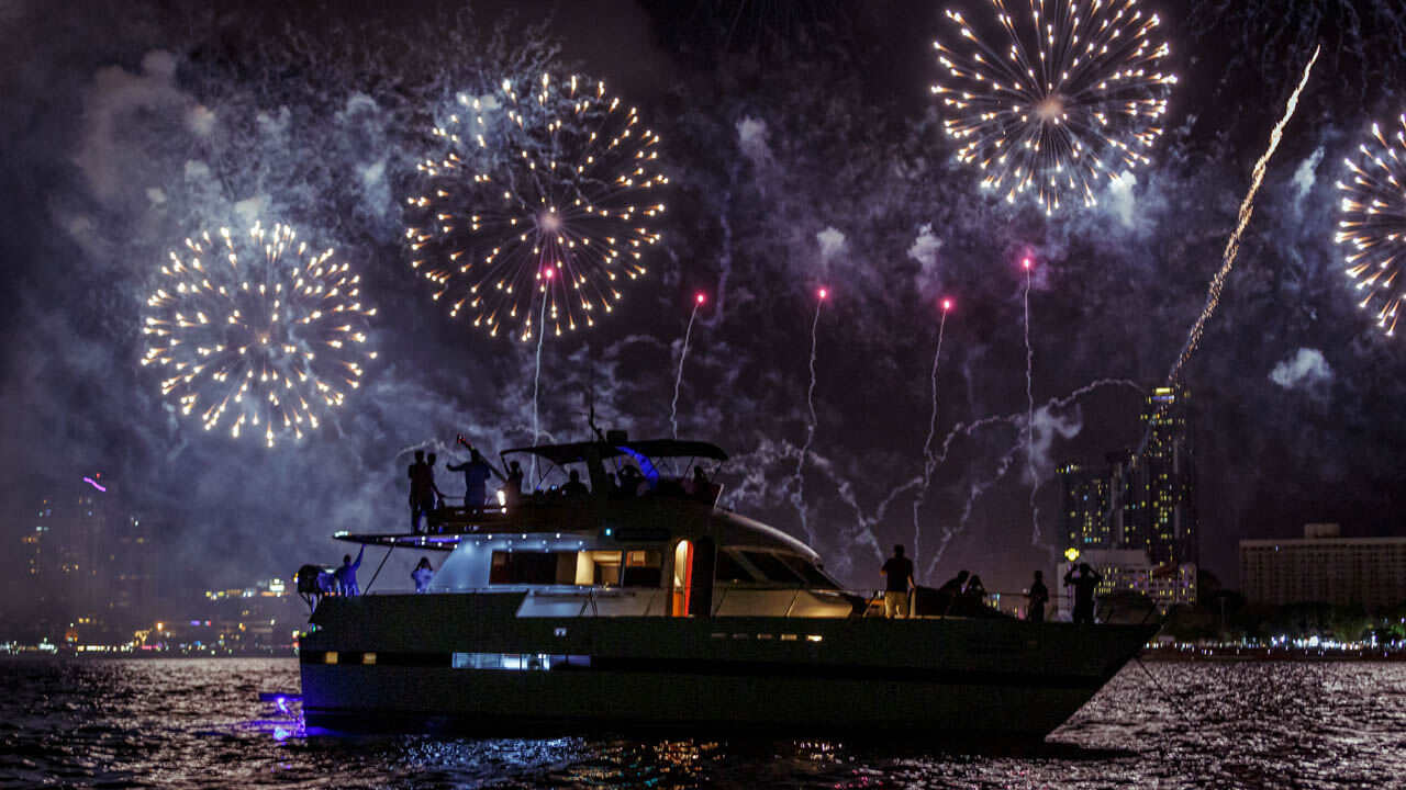 Take Your New Year’s Eve 2022 Celebrations To The Sea