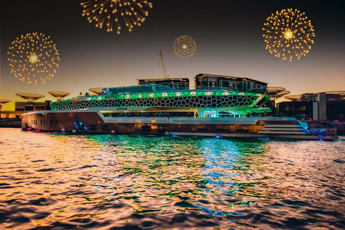 How to Hire a Yacht on new year eve in Dubai?