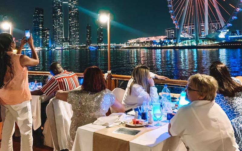 Dhow cruise Dubai marina