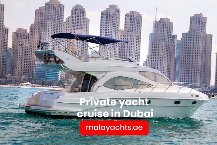 Private yacht cruise in Dubai