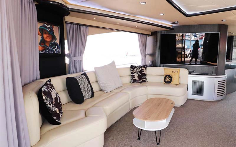 sun-seeker-yacht-dubai
