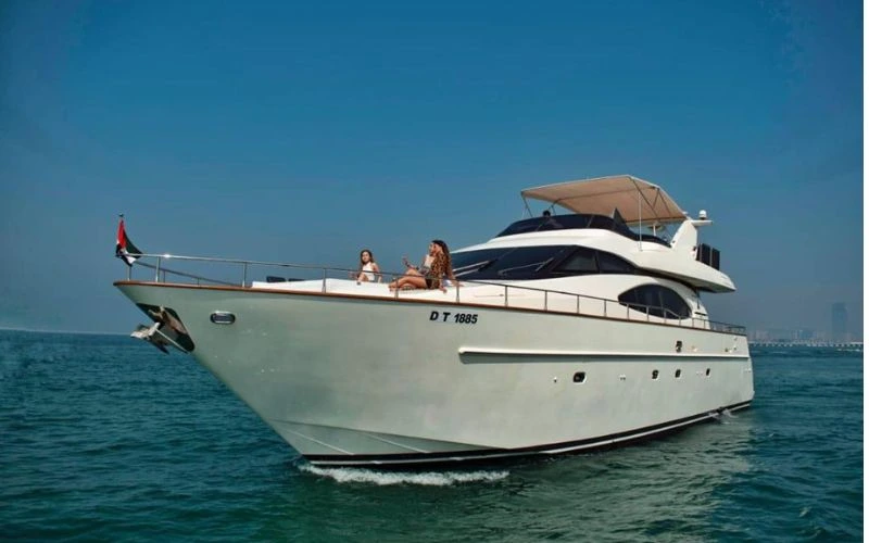 Azimut 80