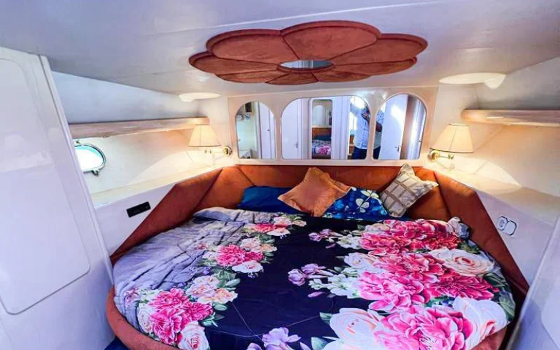 Spacious double bed cabin on Fairline 45ft yacht – yacht rental Dubai by Mala Yachts