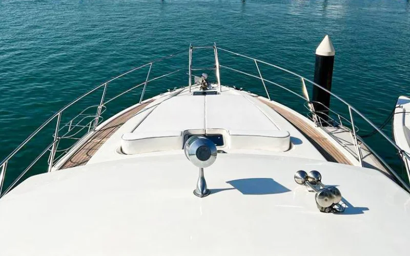 Relaxing upper deck lounge cruising Abu Dhabi waters – Mala Yachts yacht rental in Dubai