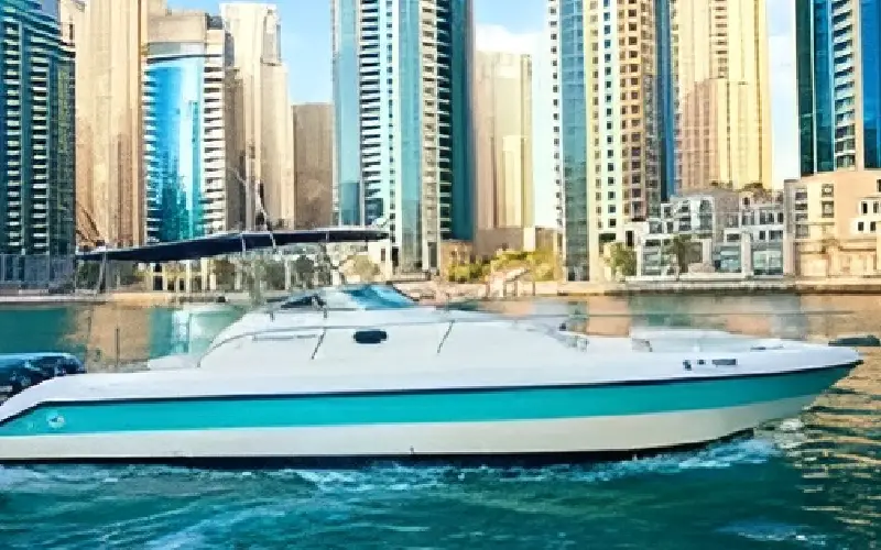 "Speed Boat 33 cruising along the Dubai coastline – ideal for thrilling adventures with Mala Yachts | yacht rental in Dubai."