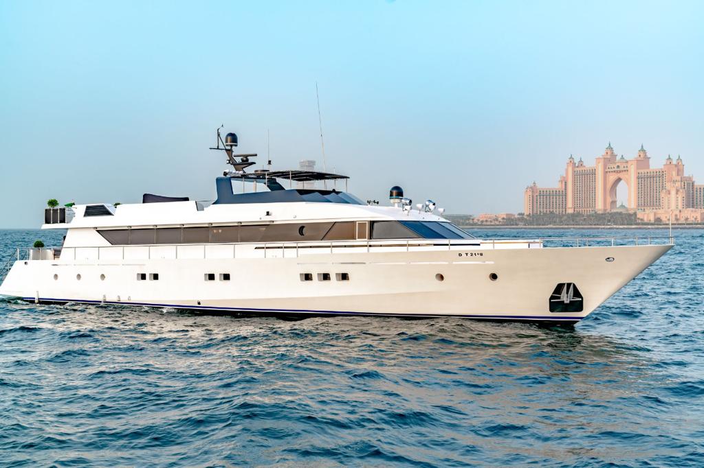 142 business event yacht