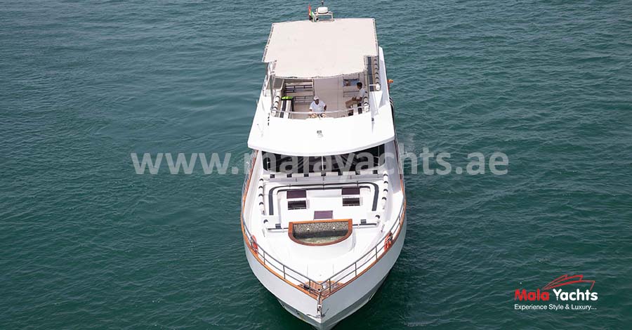pluto yacht rental